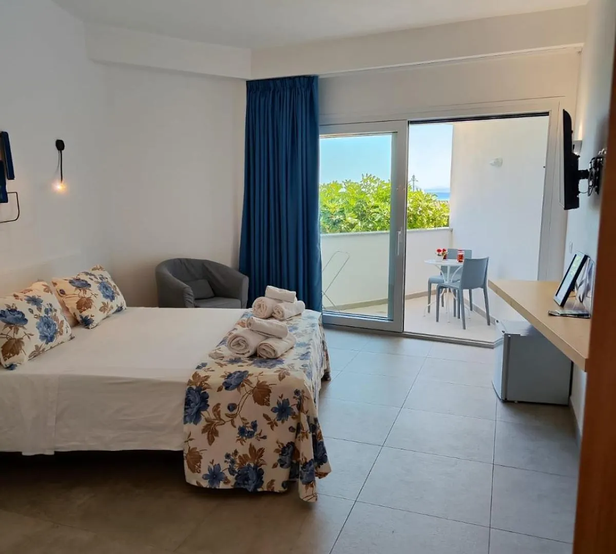 Rooms, Affittacamere Maksim Golfo Aranci Gasthof