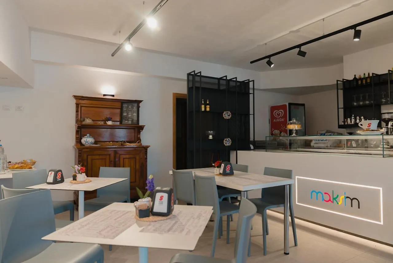Gasthof Rooms, Affittacamere Maksim Golfo Aranci Italien