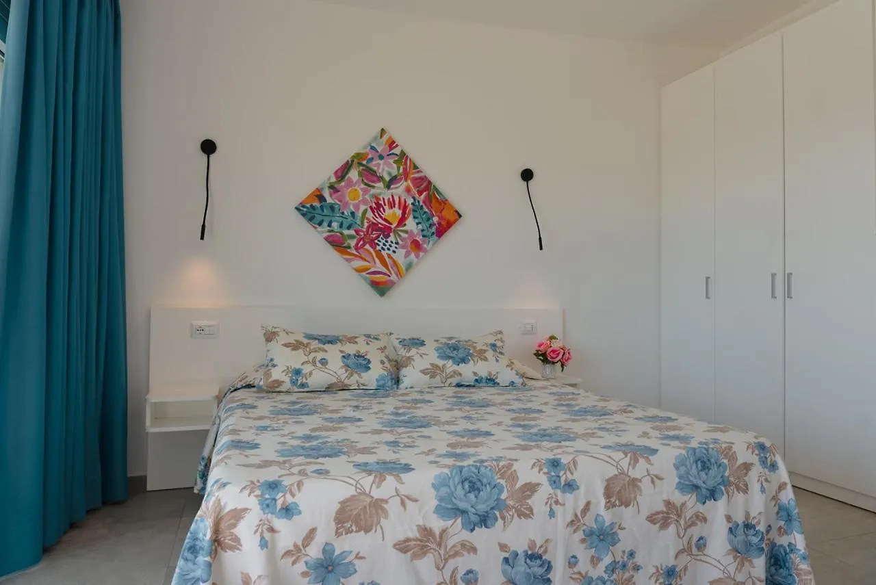 Gasthof Rooms, Affittacamere Maksim Golfo Aranci