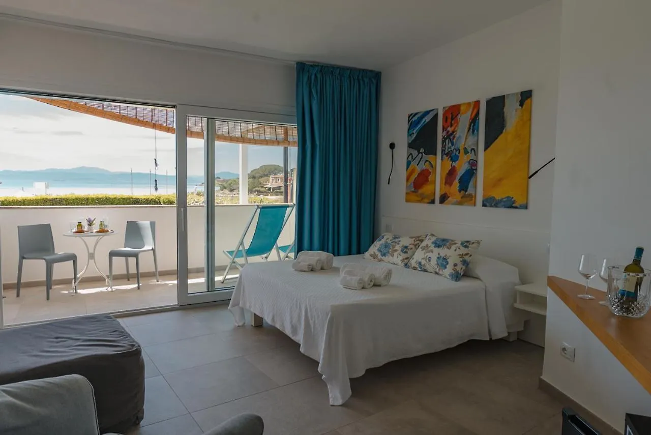 Pensionat Rooms, Affittacamere Maksim Golfo Aranci